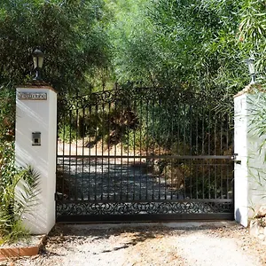  Guest house A Natural Retreat