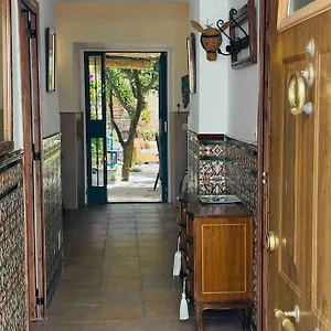 Charming 4 Bedroom Village With Patio Сasa de vacaciones